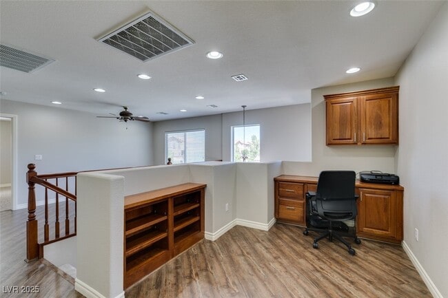 Building Photo - 9005 Semillon St