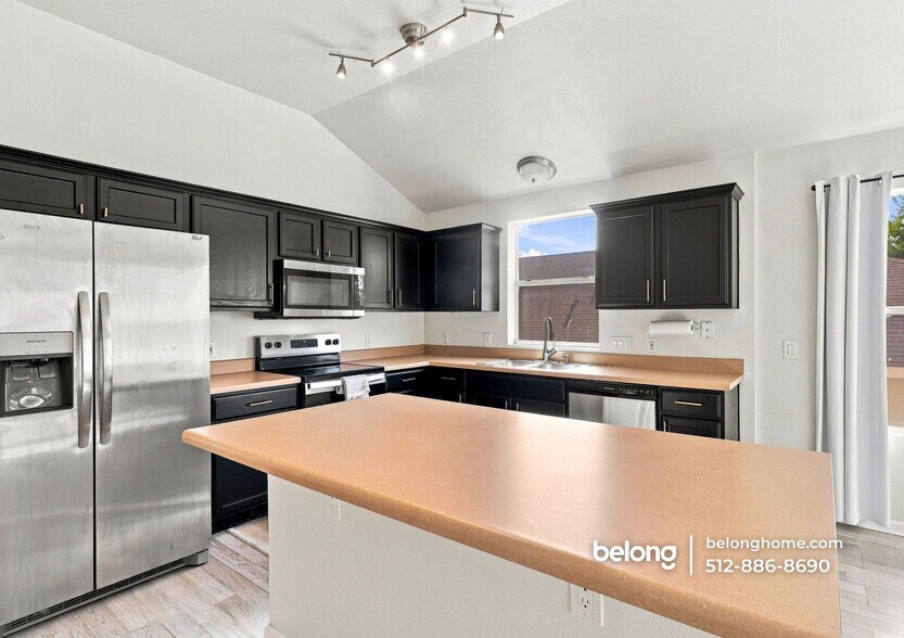 Building Photo - 4800 Fort Moultrie Ln