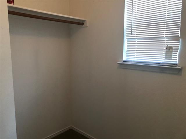 Building Photo - 2536 Big Spring Dr