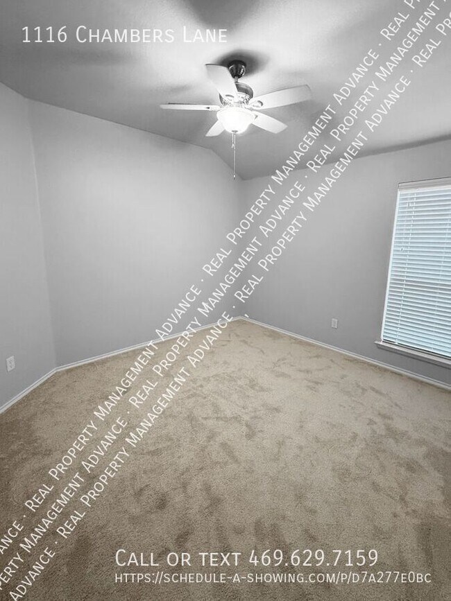 Building Photo - 1116 Chambers Ln