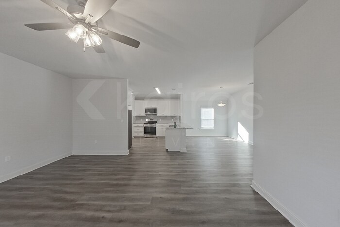 Building Photo - 17629 Carlisle Ave