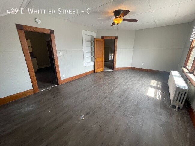 Building Photo - 429 E Whittier St