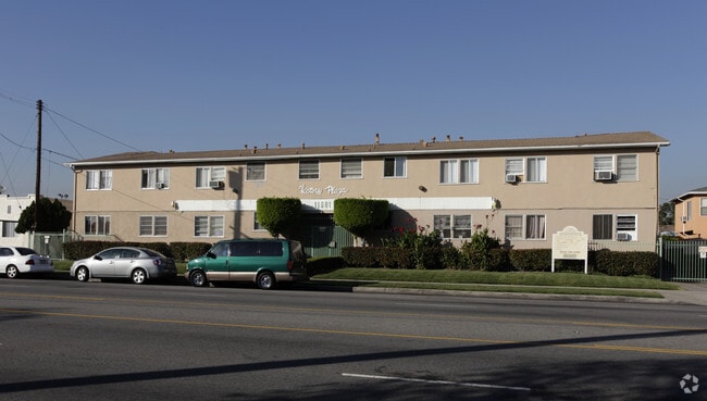 Building Photo - Victory Plaza Apartments