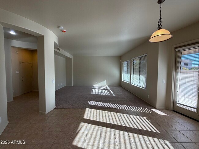 Building Photo - 6285 S Fawn Ct