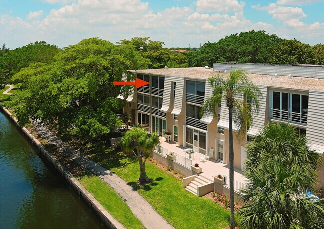 Building Photo - 773 Jeffery St