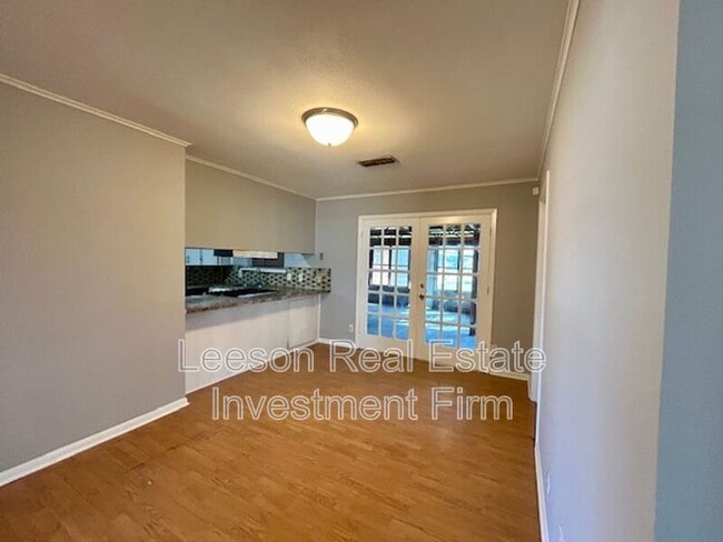 Building Photo - 1139 Carolina St