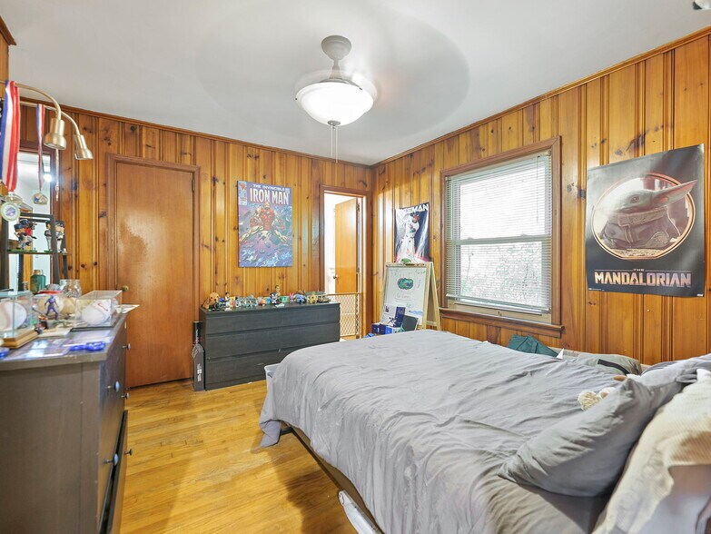 Building Photo - 1870 Briarlake Cir