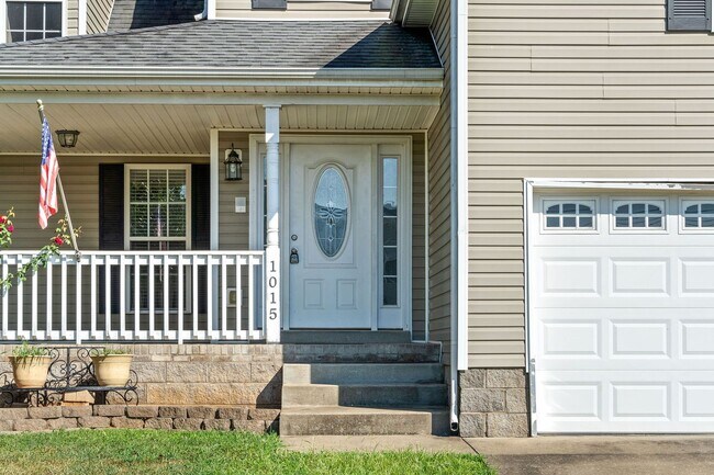 Building Photo - Lovely Home in Arbor Greene Neighborhood A...