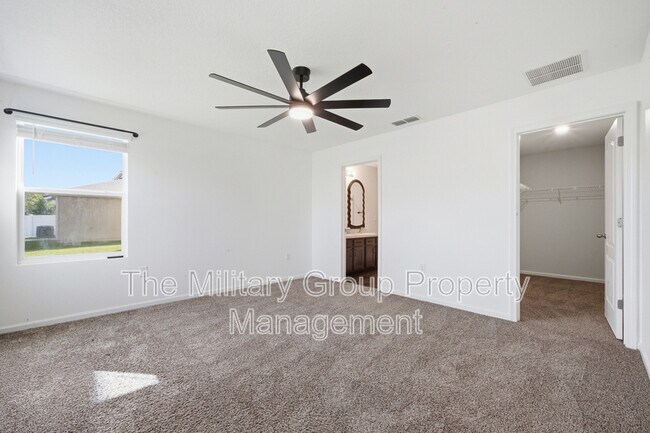 Building Photo - 15729 Equine Gait Dr