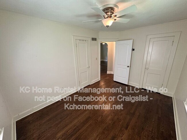Building Photo - 6101 Fontana St