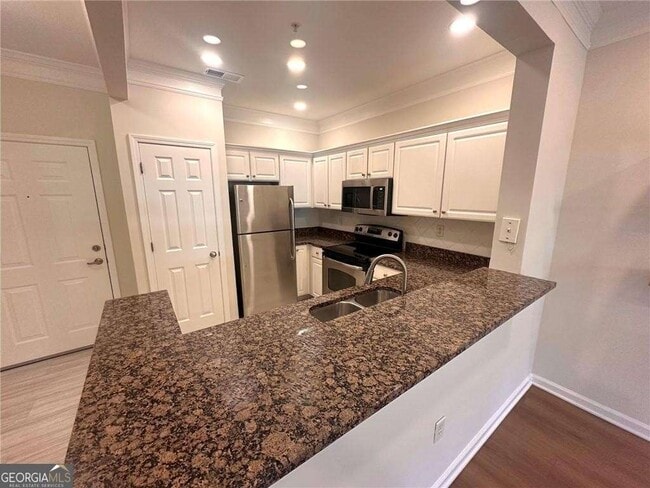Building Photo - 1110 Westchester Ridge NE