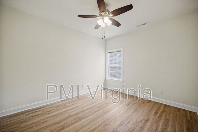 Building Photo - 810 Great Marsh Ave