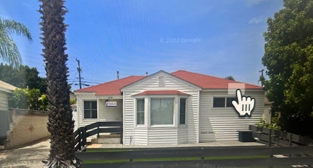 Building Photo - 1812 Pacific Beach Dr