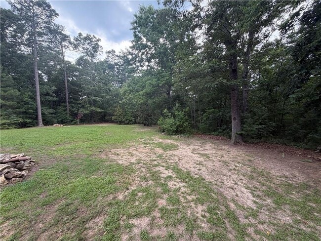 Building Photo - 1526 Lost Mountain Rd