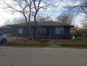 Building Photo - 7607 Verdinell St
