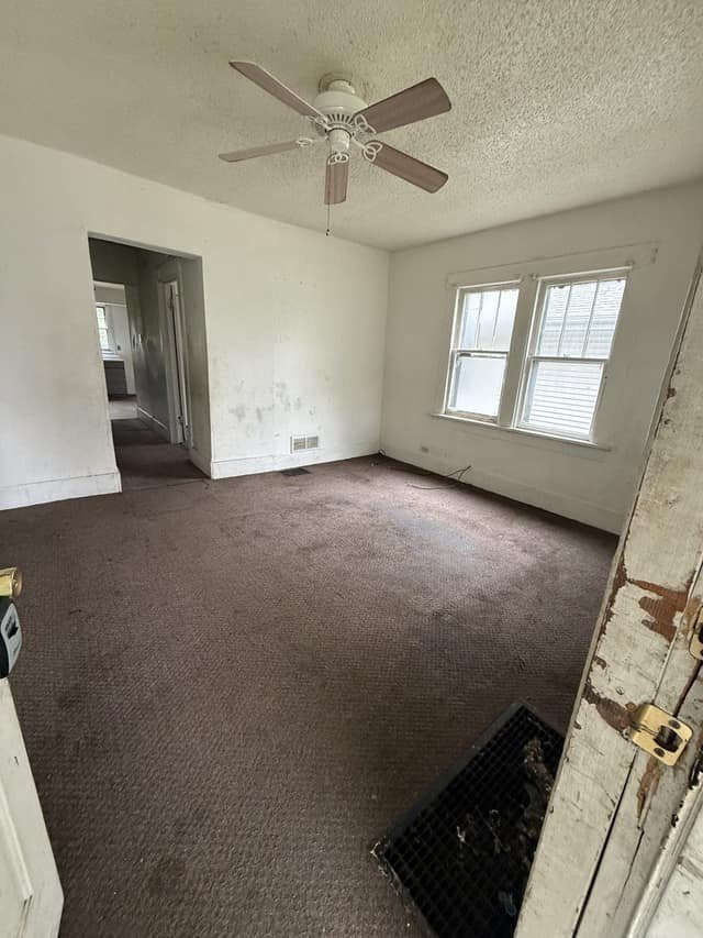 Building Photo - 1303 E Whitmer St