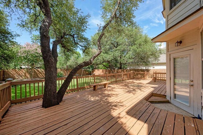 Building Photo - 11128 Sandstone Trail