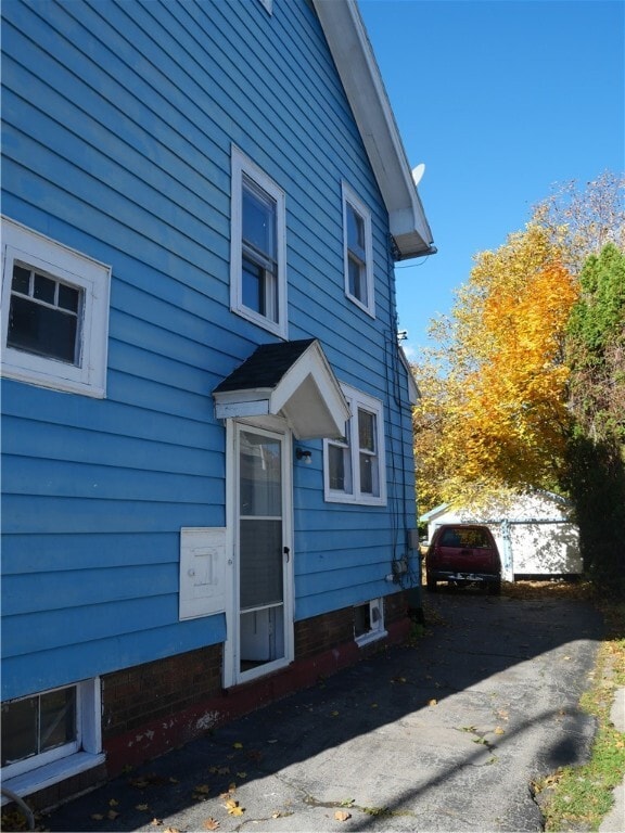 Building Photo - 986 Bay St