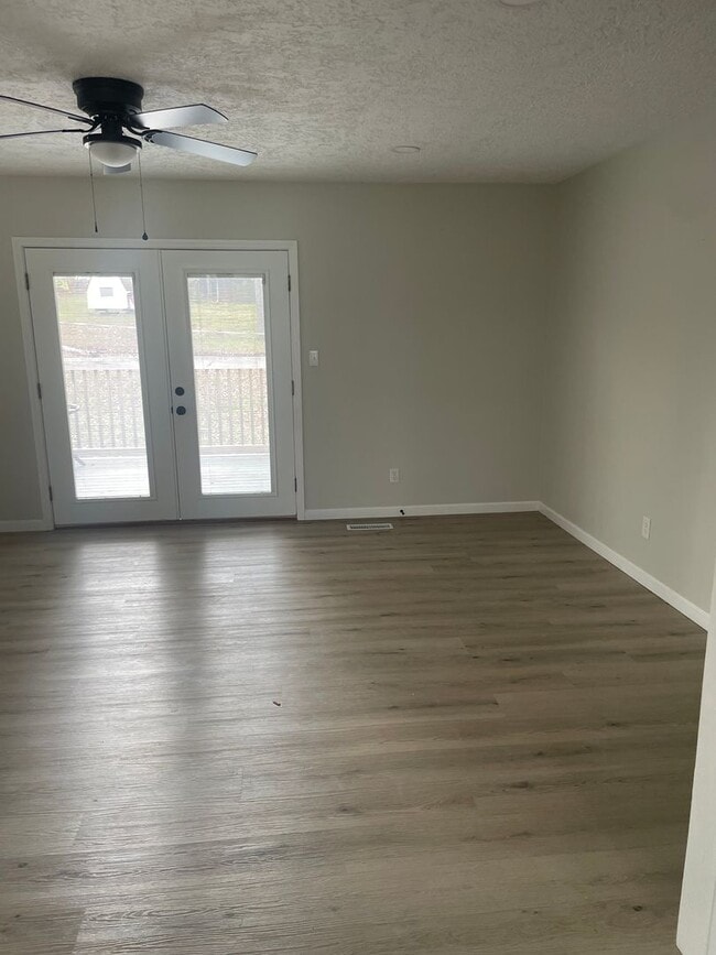 Building Photo - 5918 Medders St