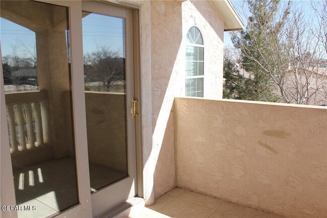 Building Photo - 7409 Edgemere Blvd