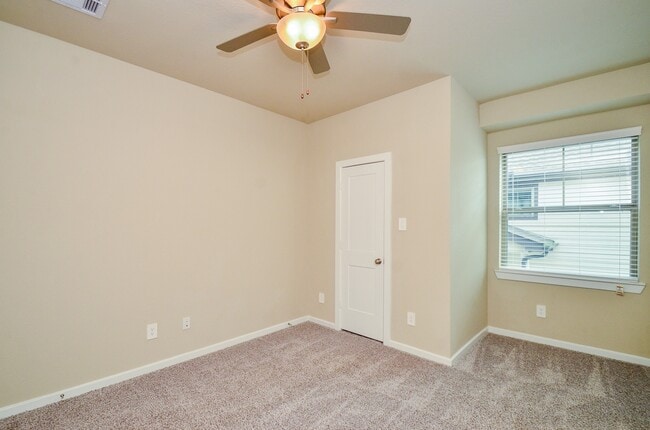 Building Photo - 1555 Rustling Creek Dr