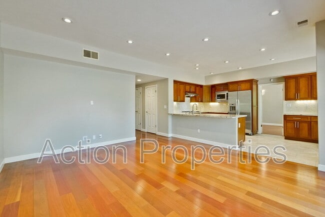 Building Photo - 11754 Ridge Creek Ct