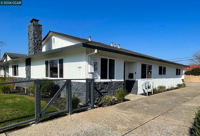 Building Photo - 4643 W Rishell Ct