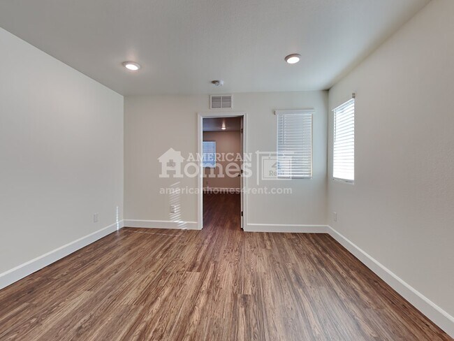 Building Photo - 92 Cabaletta Lane