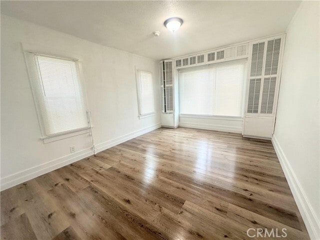 Building Photo - 2217 10th Ave