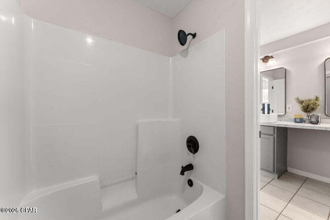 Building Photo - 9110 Sunshine Dr