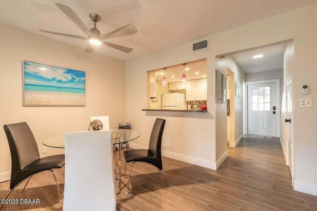 Building Photo - 2750 Ocean Shore Blvd