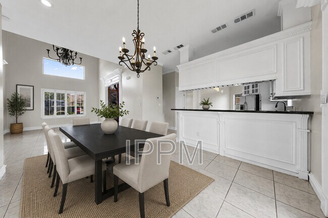 Building Photo - 5601 Wild Persimmon