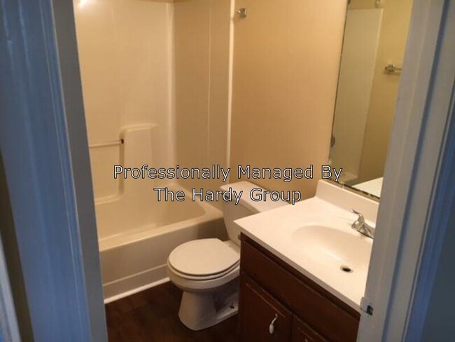 Building Photo - 257 Sunshine Cir