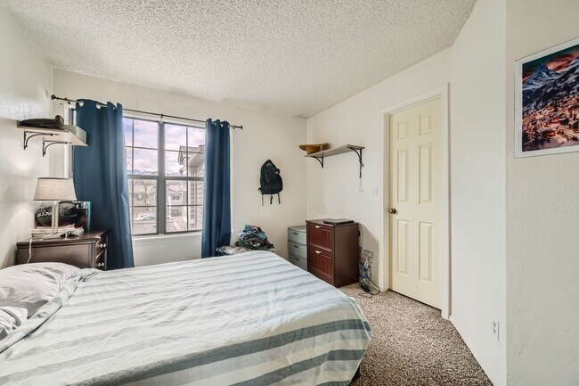 Building Photo - 961 Tampico Ct