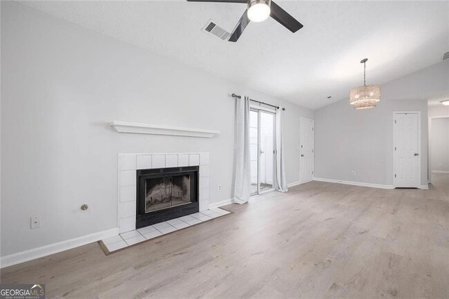 Building Photo - 211 Daventry Way