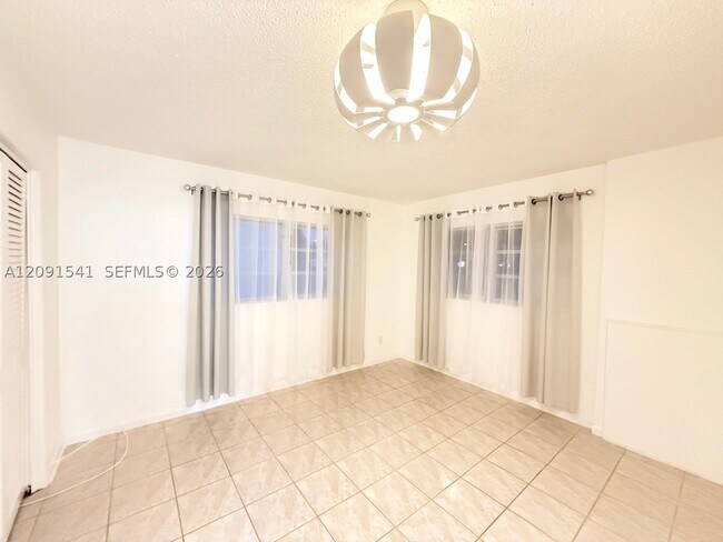 Building Photo - 1100 Atlantic Shores Blvd