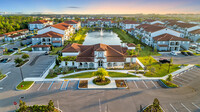Building Photo - Venetian Apartments
