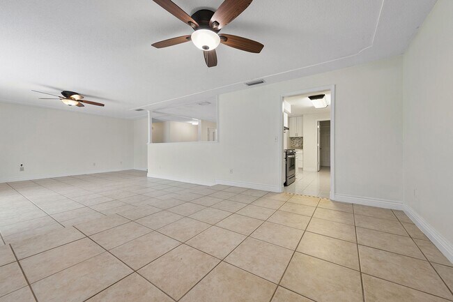 Building Photo - 403 Bridgetown Ct