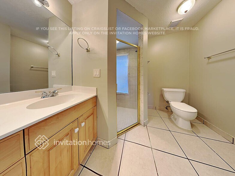 Building Photo - 116 La Mancha Ave