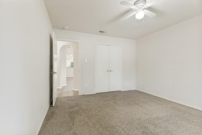 Building Photo - 556 Winbridge Ln