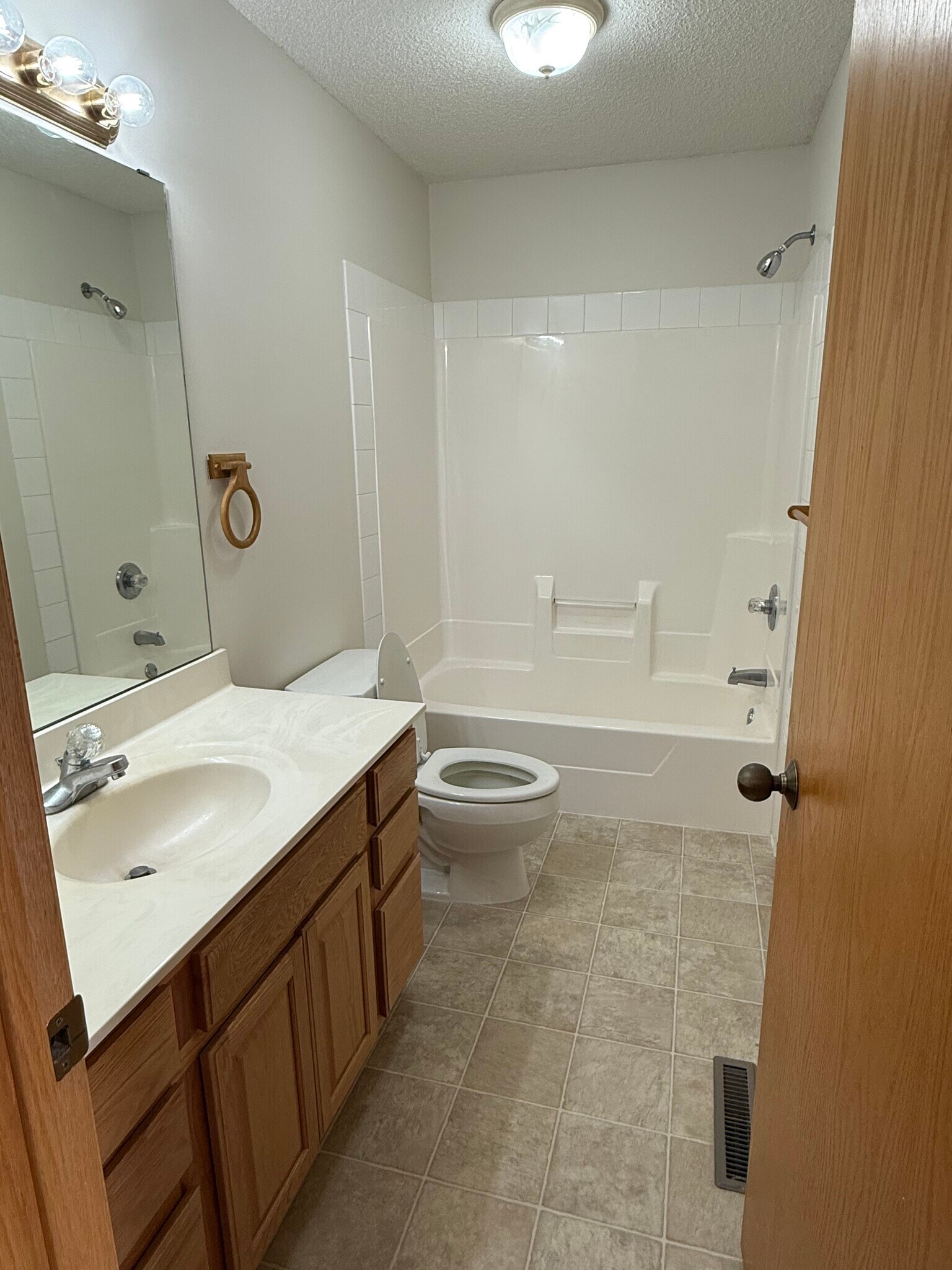 Building Photo - 5293 Manchester Dr