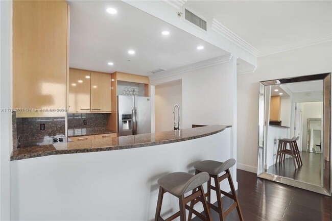 Building Photo - 3350 SW 27th Ave