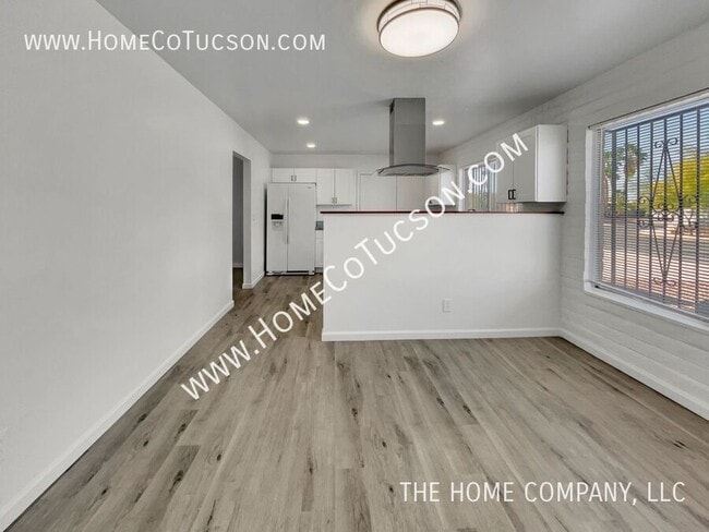 Building Photo - 3512 S Chesin Dr