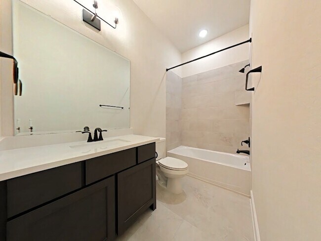 Building Photo - 1020 Prescott Dr