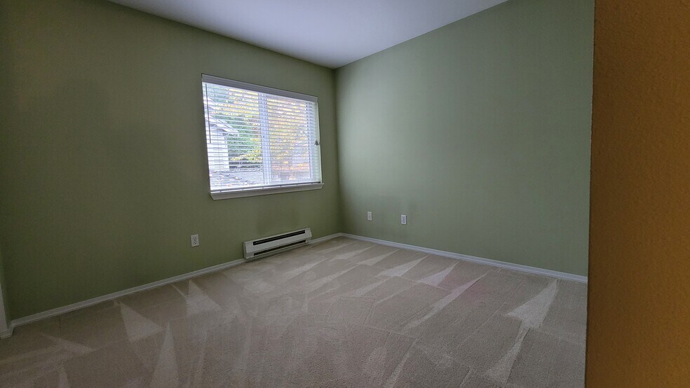 Building Photo - 18008 NE 94th Ct