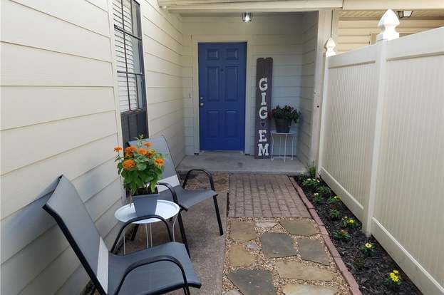 Building Photo - 2501 Longmire Dr