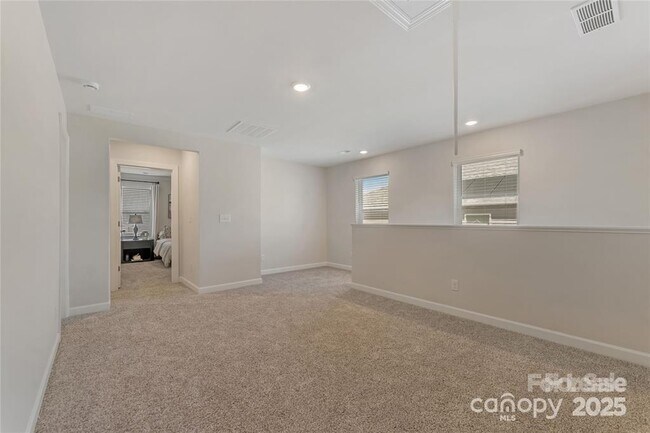 Building Photo - 126 Johns Cardinal Dr