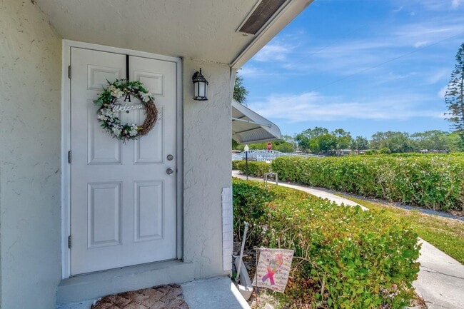 Building Photo - 2305 Lowson Blvd