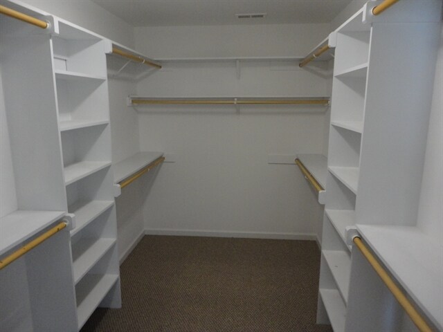 Building Photo - 645 Commander Dr