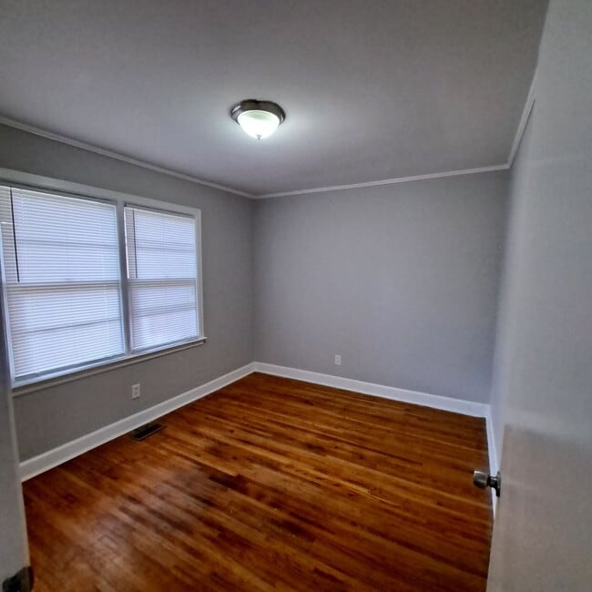 Building Photo - 1615 Gilson Rd